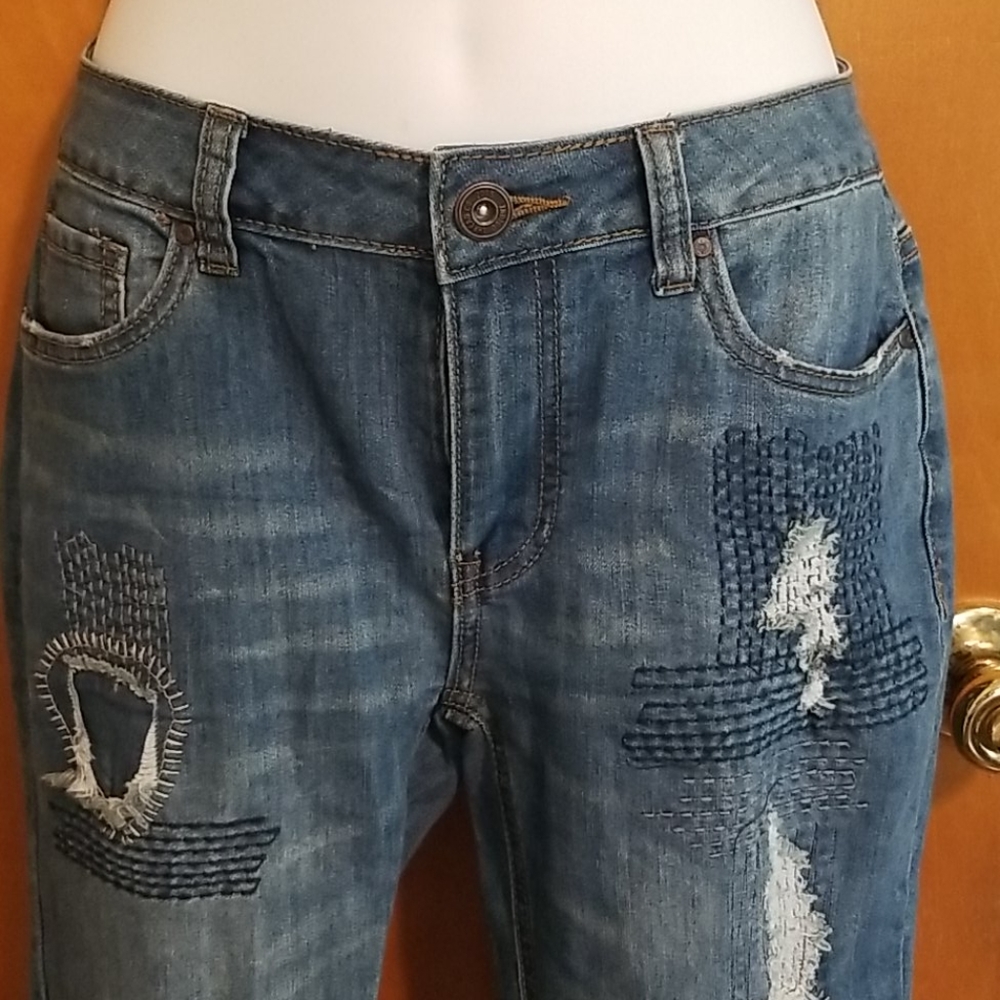 Indigo Thread Co Distressed Jeans 2 - Picture 2 of 12